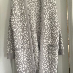 Pink Lily cardigan - 2 XL